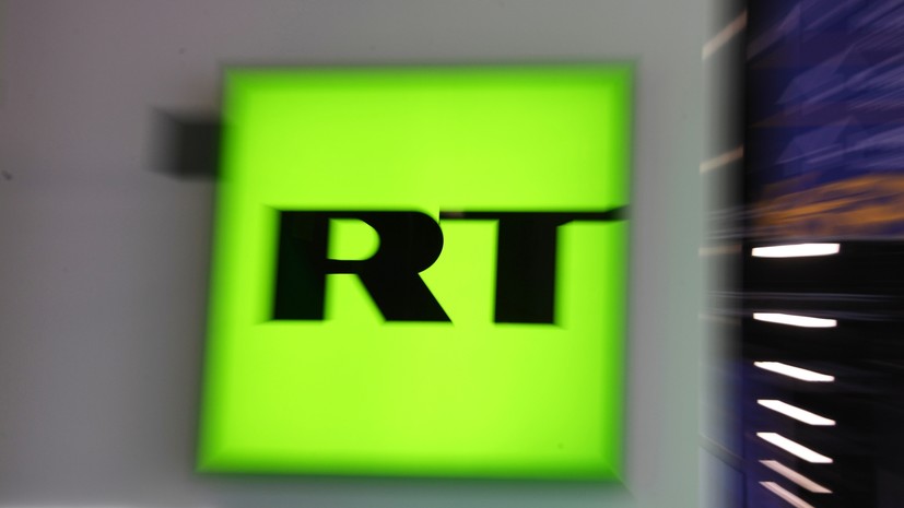 Телеканал RT и издательство «Эксмо» представят 16 мая сборник «ПоэZия русского лета»