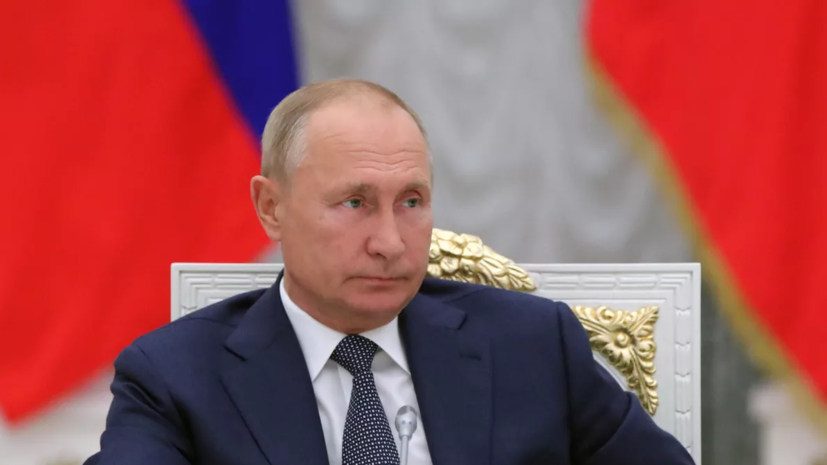 Путин продлил на год срок госслужбы заместителям главы МИД Титову и Вершинину