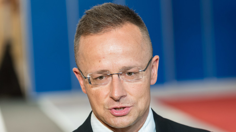 Глава МИД Венгрии Сийярто сообщил, что отправился с визитом в Китай