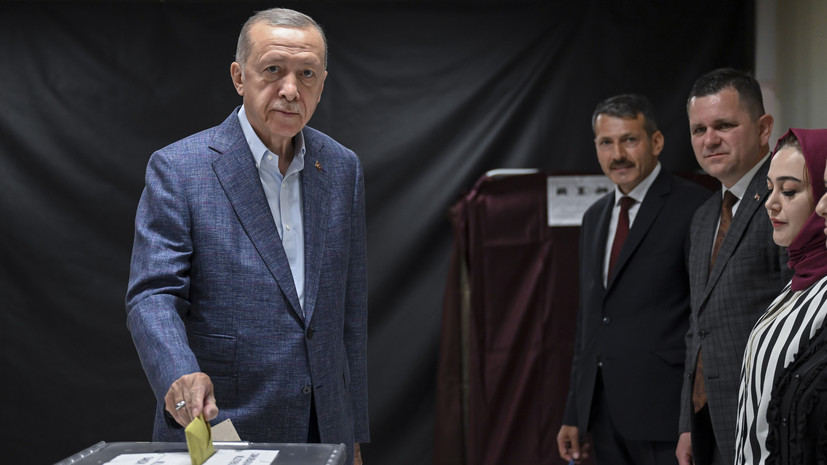Эрдоган набирает 53% голосов после обработки 35% урн на выборах президента Турции