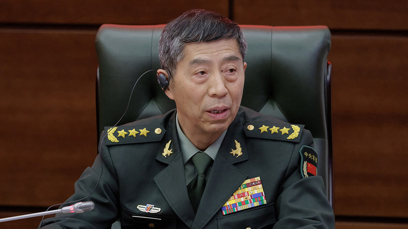 Главы Минобороны Китая и Японии запустили прямую линию морской и воздушной связи