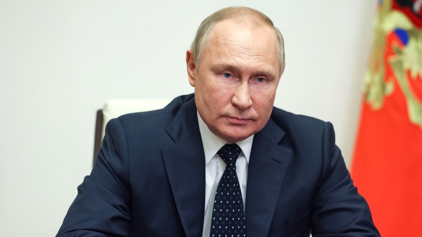 Путин поручил правительству разработать концепцию развития в России автомобильного туризма