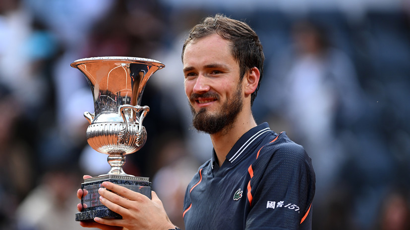 Первый грунтовый турнир в карьере: Медведев победил Руне в финале «Мастерса» в Риме