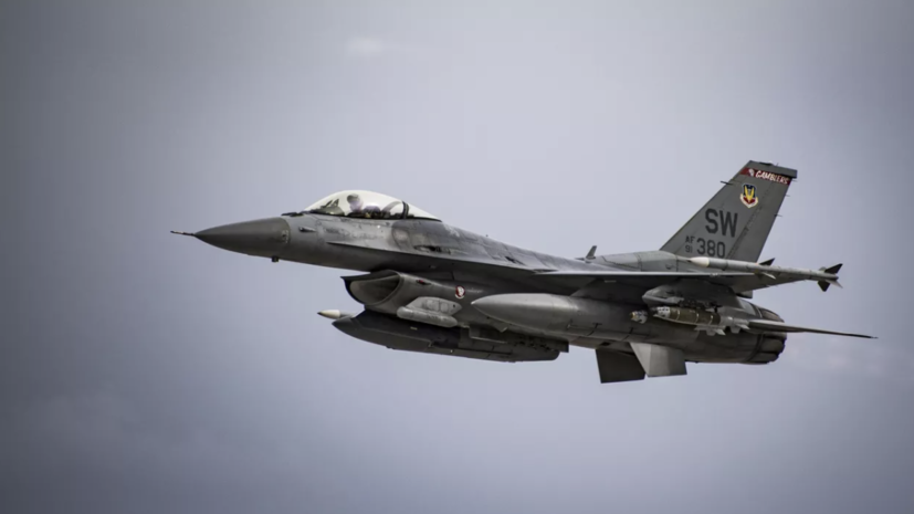 Пентагон не подтверждает начало обучения украинцев полётам на F-16