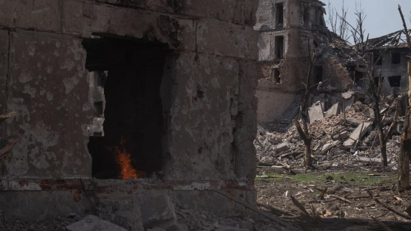 Советник Пушилина заявил о сохранении угрозы на флангах в Артёмовске