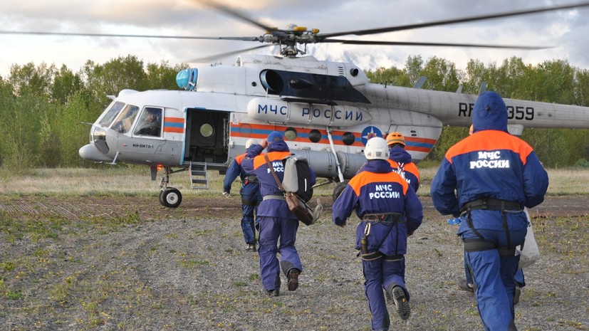 МЧС: найденных на Эльбрусе туристов из Белоруссии доставили в Ставропольский край