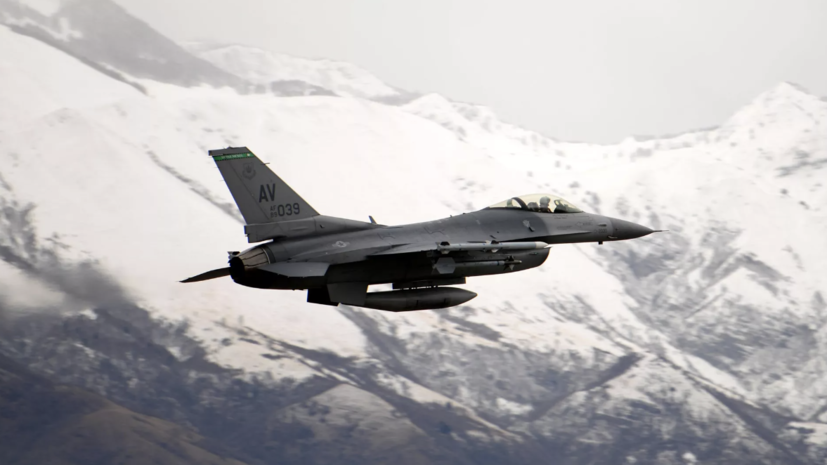 Экс-аналитик ЦРУ Макговерн: F-16 не помогут Киеву получить преимущество над Россией