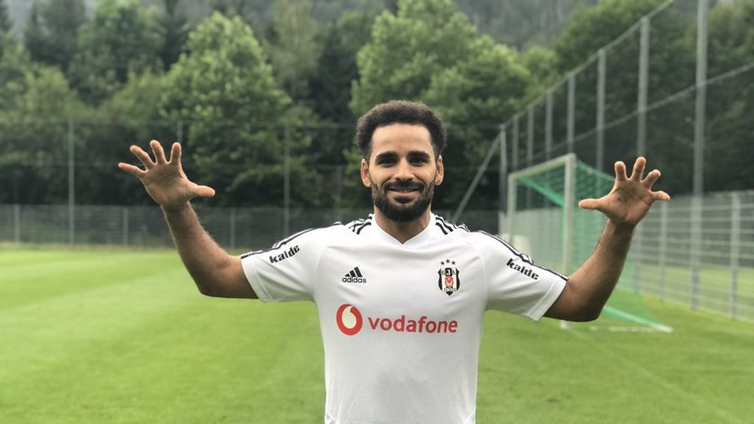 UOL: бывшего футболиста «Барселоны» арестовали за стрельбу в общественном месте