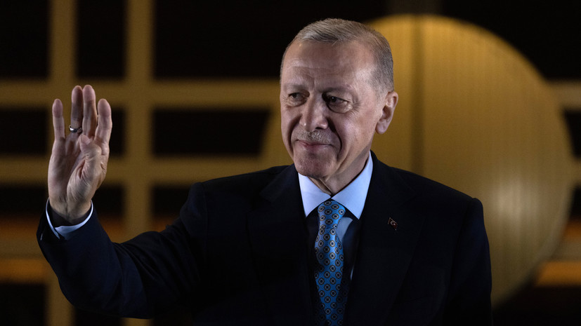 Представитель Эрдогана допустил приглашение Байдена на инаугурацию президента Турции