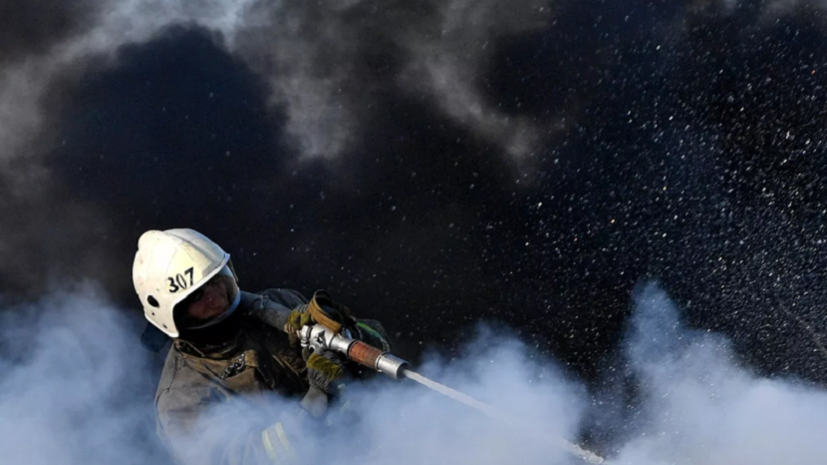 В Шебекине потушили пожар в корпусе, который загорелся после обстрела ВСУ