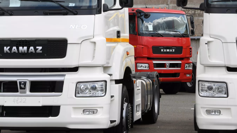 В Челябинской области ограничили движение грузовиков по трассам из-за жары