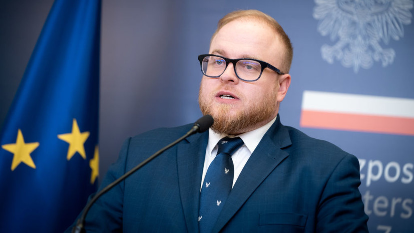 RMF: дипломата МИД Польши отстранили после призыва к Киеву извиниться за Волынскую резню