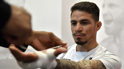 Экс-боец UFC Коларес скончался после наезда автобуса в Рио-де-Жанейро