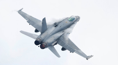 Истребитель F/A-18 Hornet