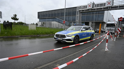 Число погибших в результате стрельбы на заводе Daimler в Германии возросло до двух