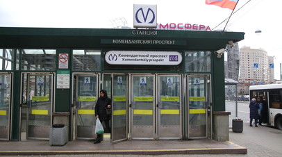 Петербургское метро будет работать круглосуточно во время проведения Петровского фестиваля огня