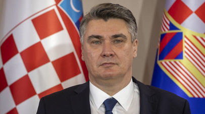 Президент Хорватии сравнил с нацистским приветствием лозунг националистов Слава Украине
