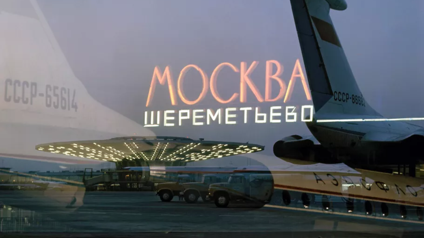 РИА Новости: самолёт SSJ100 готовится к экстренной посадке в аэропорту Шереметьево