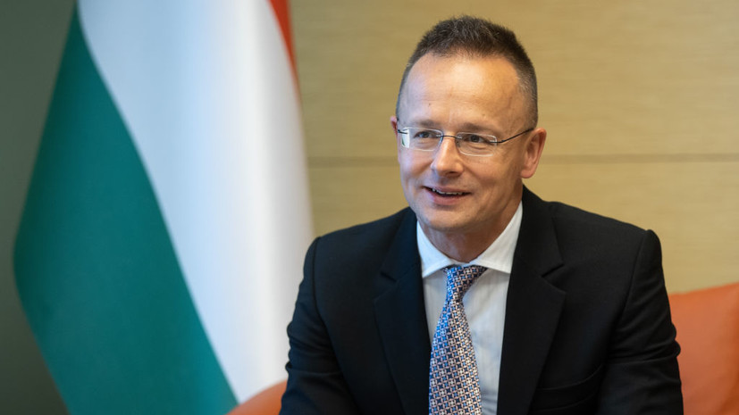 МИД: Венгрия считает неприемлемым обучение украинских военных под флагом НАТО