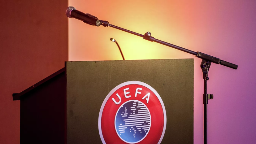 Хусаинов: политика сейчас в моде, поэтому УЕФА следит за взглядами футболистов и судей
