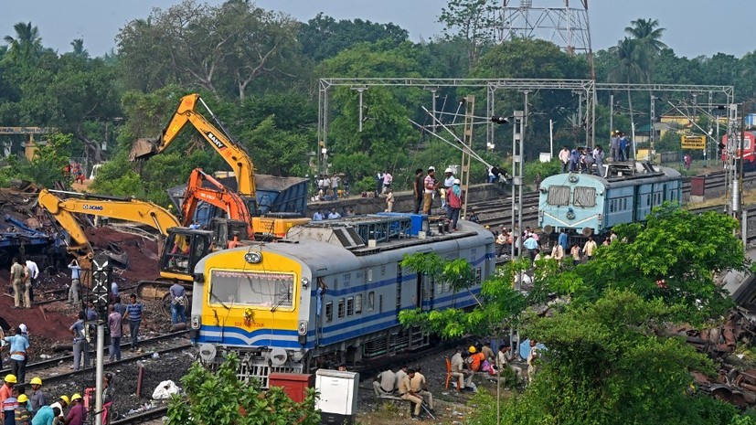 В Индии установили одну из причин железнодорожной катастрофы в штате Одиша