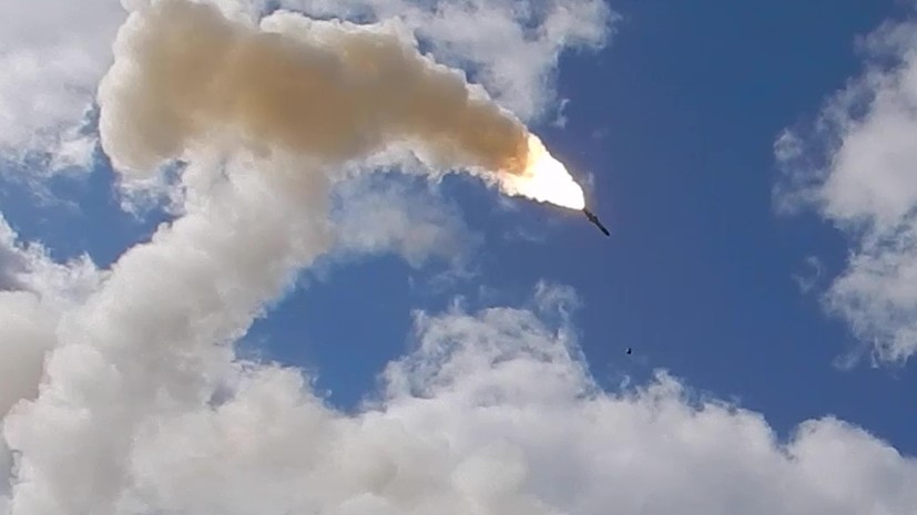 Высокоточным оружием наземного базирования: в МО РФ заявили об ударе по цеху сборки украинских БПЛА