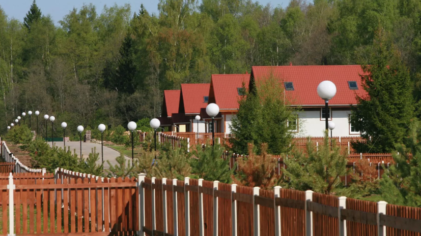 Эксперт по недвижимости Левченко рассказала о правилах выбора загородного дома