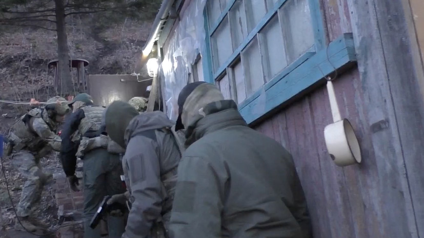«Собирал и передавал сведения об объектах»: жителя Приморья задержали за шпионаж в пользу военной разведки Украины