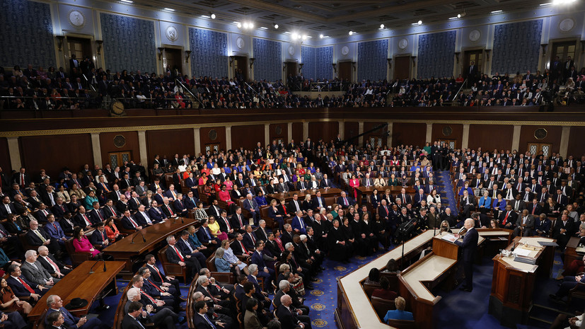 «За них стыдно»: в конгрессе США раскритиковали власти страны из-за поддержки киевского режима