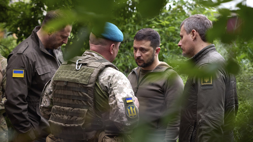 Пушилин заявил, что украинские войска нужно отодвинуть минимум на 500 км от границ России