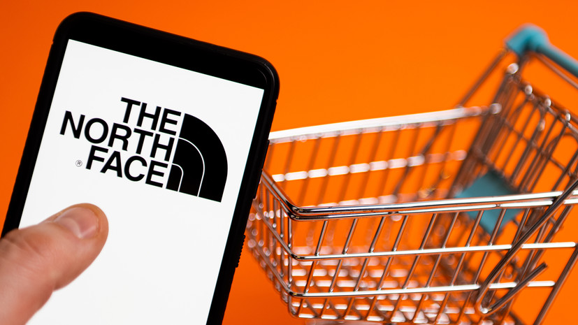 «Ъ»: владелец Vans и The North Face переведёт подразделение в России на оптовые поставки