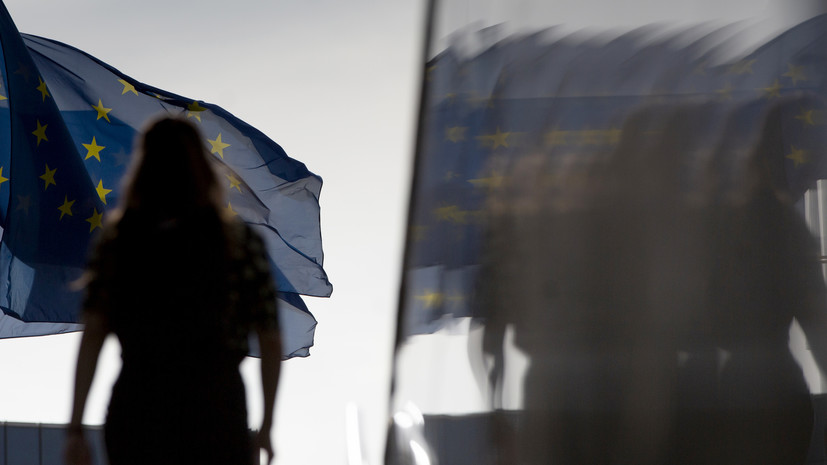 Еврокомиссия признала начало рецессии в зоне евро