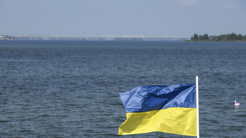 Украинские СМИ сообщили о взрывах в Умани Черкасской области