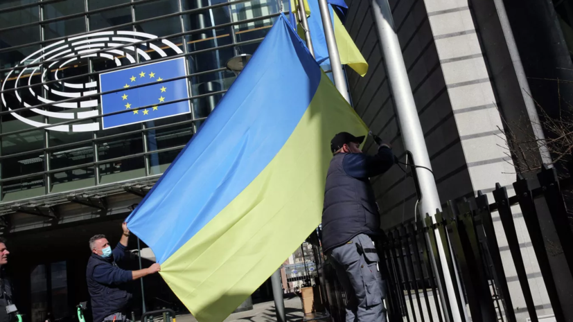 Foreign Affairs: Запад советовал Киеву «рыть окопы и убивать как можно больше русских»