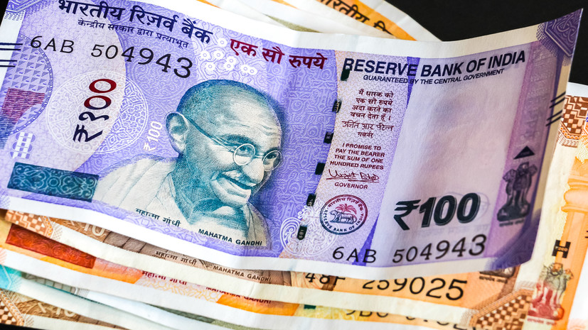 Сбербанк запустил счета в индийских рупиях для физлиц
