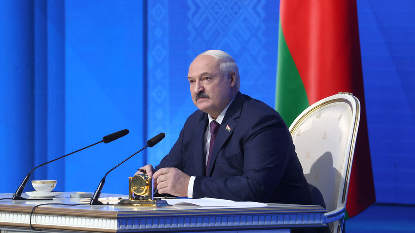 Лукашенко рассказал, как послал делегацию Украины из-за идеи о переговорах в Стамбуле