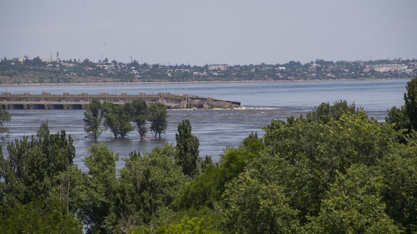 Рогов: Каховское водохранилище после разрушения ГЭС превратилось в русло Днепра с заливами