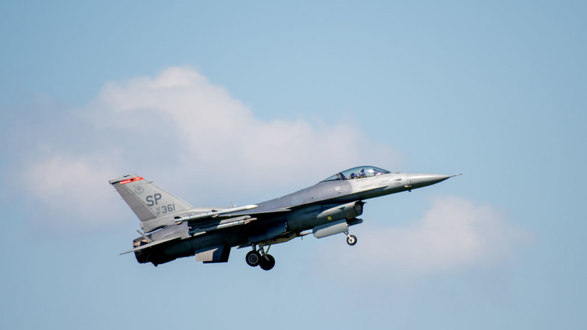 Столтенберг: поставки ВСУ истребителей F-16 будут зависеть от оценки ситуации союзниками