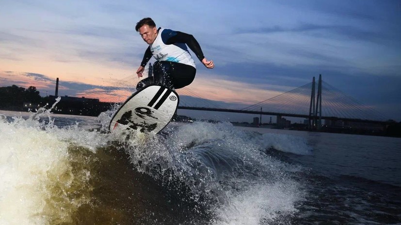 В Санкт-Петербурге установили первый рекорд России по вейксёрфингу