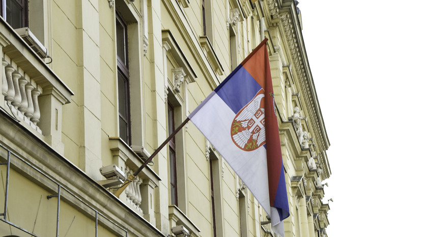 «Вечерне новости»: призывавшего к санкциям против России главу Минэкономики Сербии уволили