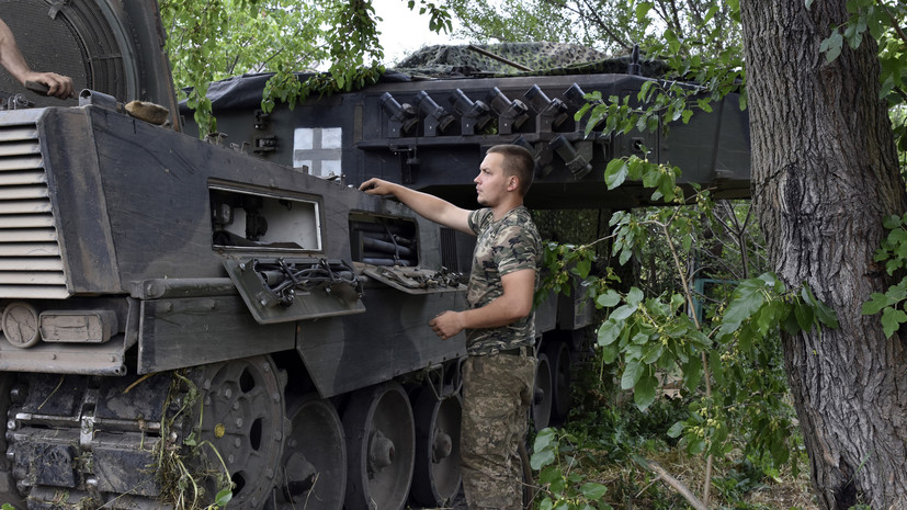 Боевики ВСУ столкнулись с проблемой эвакуации подбитых танков после начала наступления