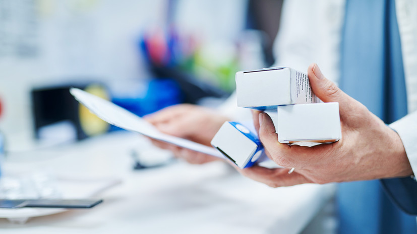 Депутат ГД Фаррахов предложил изменить порядок закупки лекарств для льготников