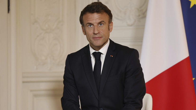 Макрон заявил о готовности разговаривать с Путиным, если российский лидер изъявит желание