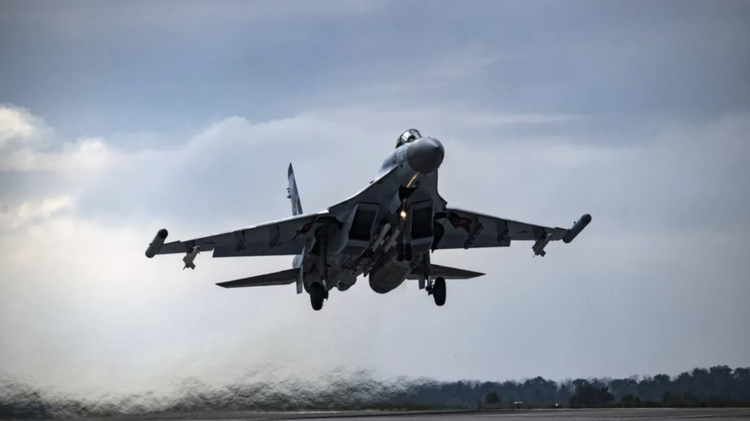 Новая партия истребителей Су-35С передана ВКС России