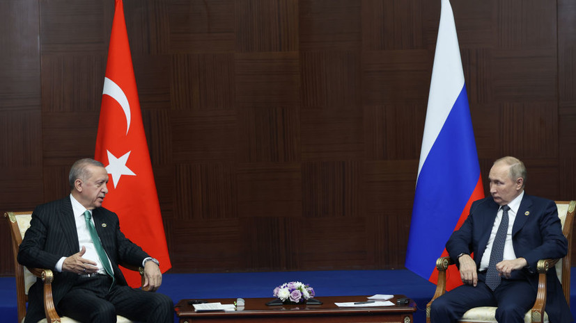 Путин обсудил по телефону с Эрдоганом ситуацию в России
