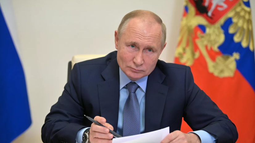Путин подписал закон об аресте на срок до 30 суток за нарушение военного положения