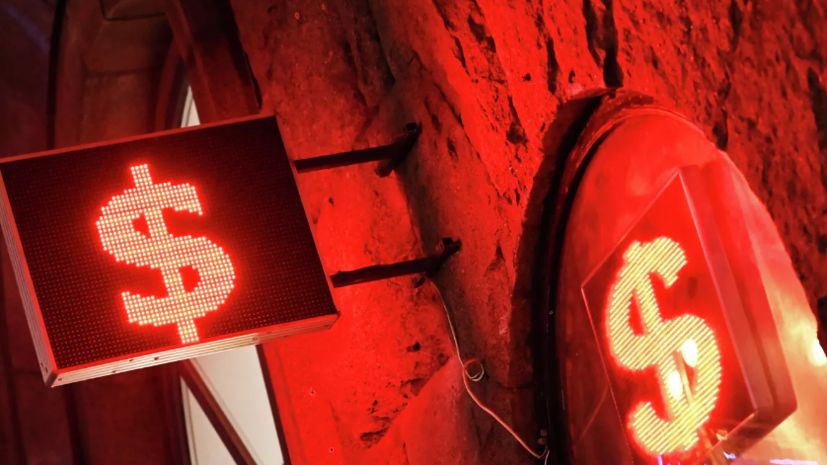 Курс доллара в ходе торгов превысил 88 рублей