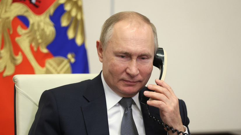 Путин провёл телефонный разговор с Махмудом Аббасом