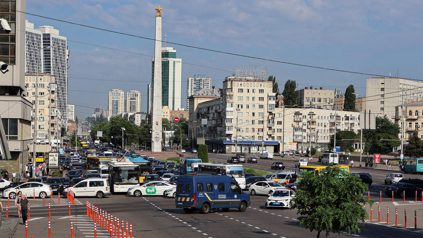 Экс-советник Кучмы Соскин призвал жителей Украины покинуть страну