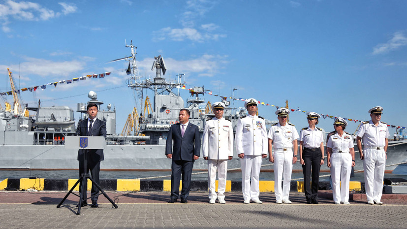 «Заявления требовательного оттенка»: Киев хочет получить от Запада военные корабли для создания украинского флота